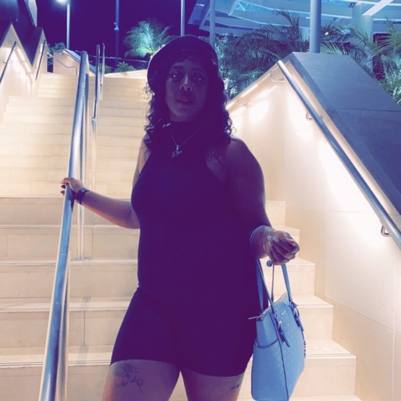 Meet your Posher, India - Picture 6 of 17